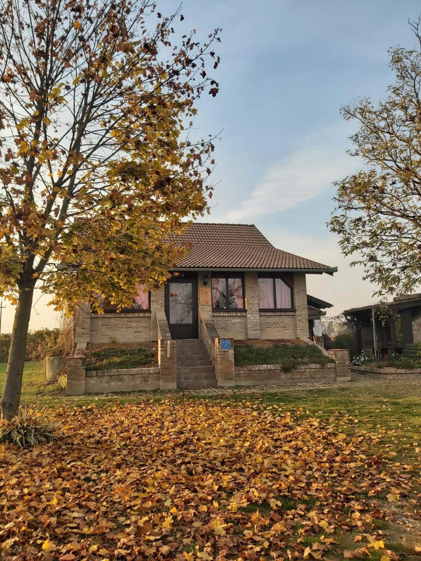 Izletiste Opatovac Pension Buitenkant foto